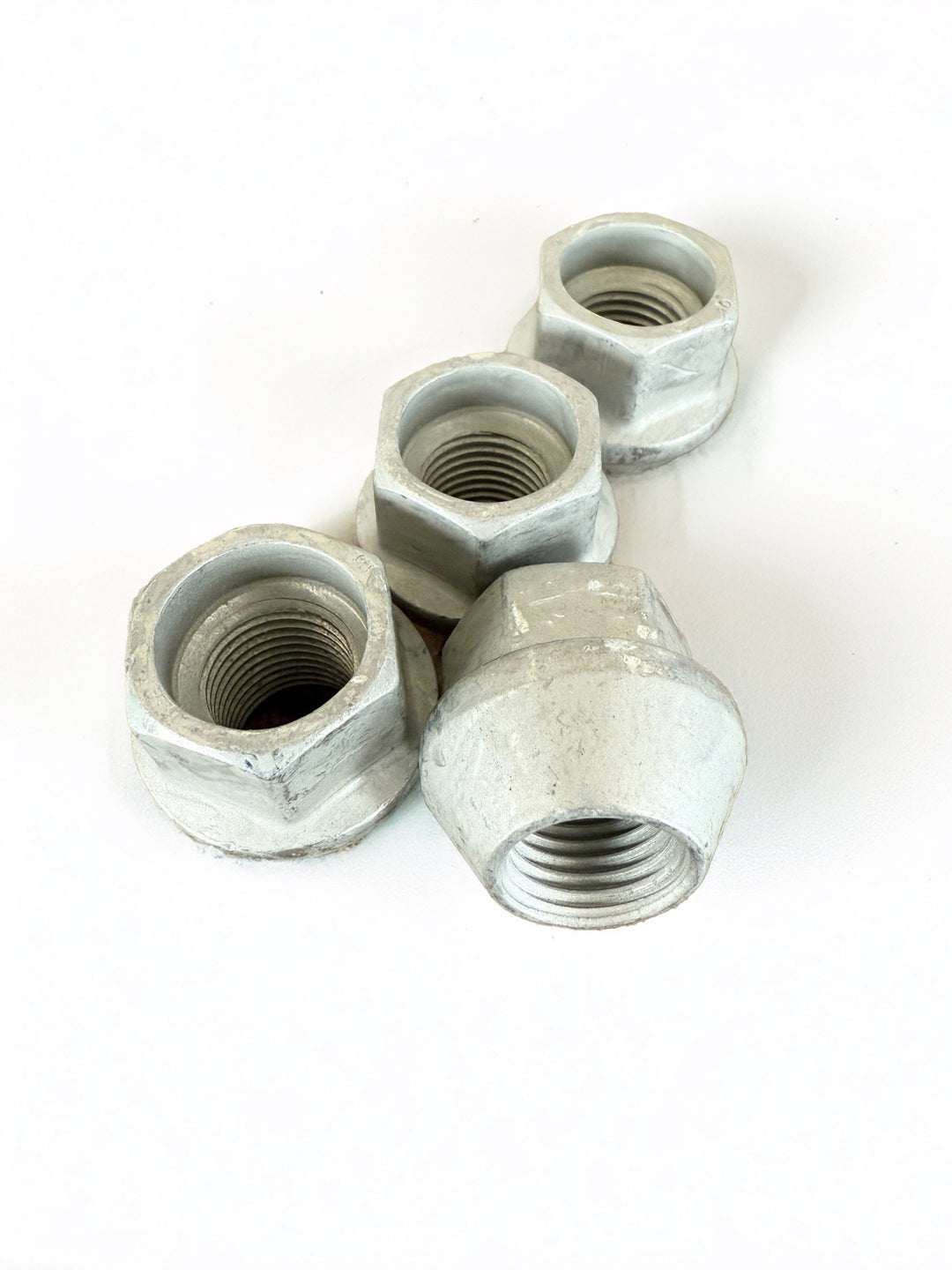 Tesla OEM Wheel Lug Nuts M14x1.5 | Model 3 S Y X Cybertruck  | Lug Nuts