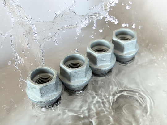 Tesla OEM Wheel Lug Nuts M14x1.5 | Model 3 S Y X Cybertruck  | Lug Nuts