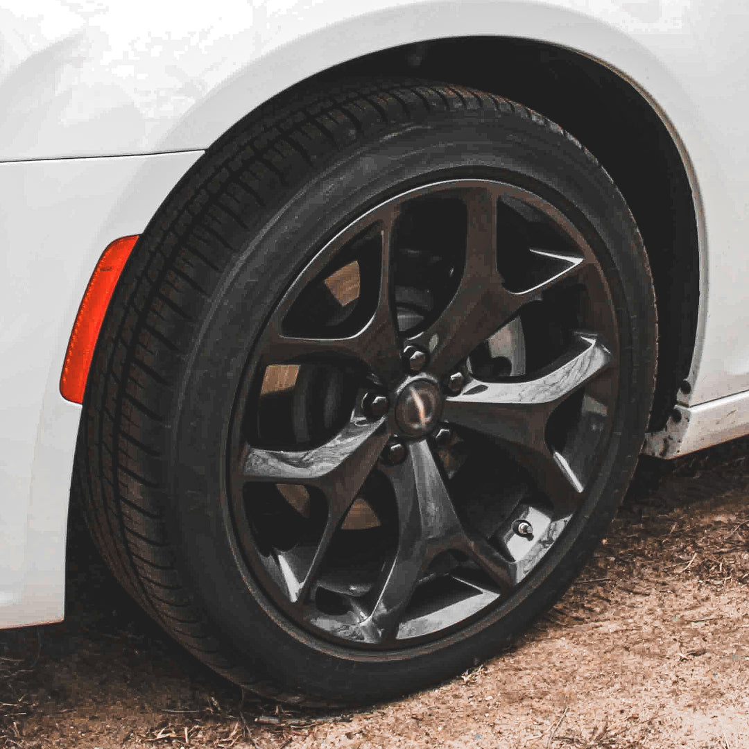 Chrysler 300 Wheel Lug Nuts M14x1.5 | Black Stainless Steel Lug Nuts