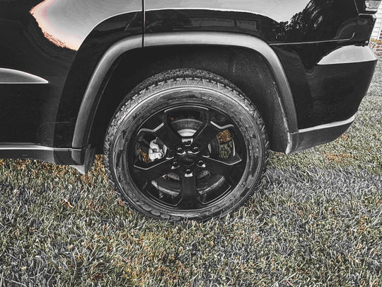Jeep Wheel Lug Nuts M14x1.5 | Jeep Gladiator, Grand Cherokee, Wagoneer, Wrangler | Black Stainless Steel Wheel Nuts
