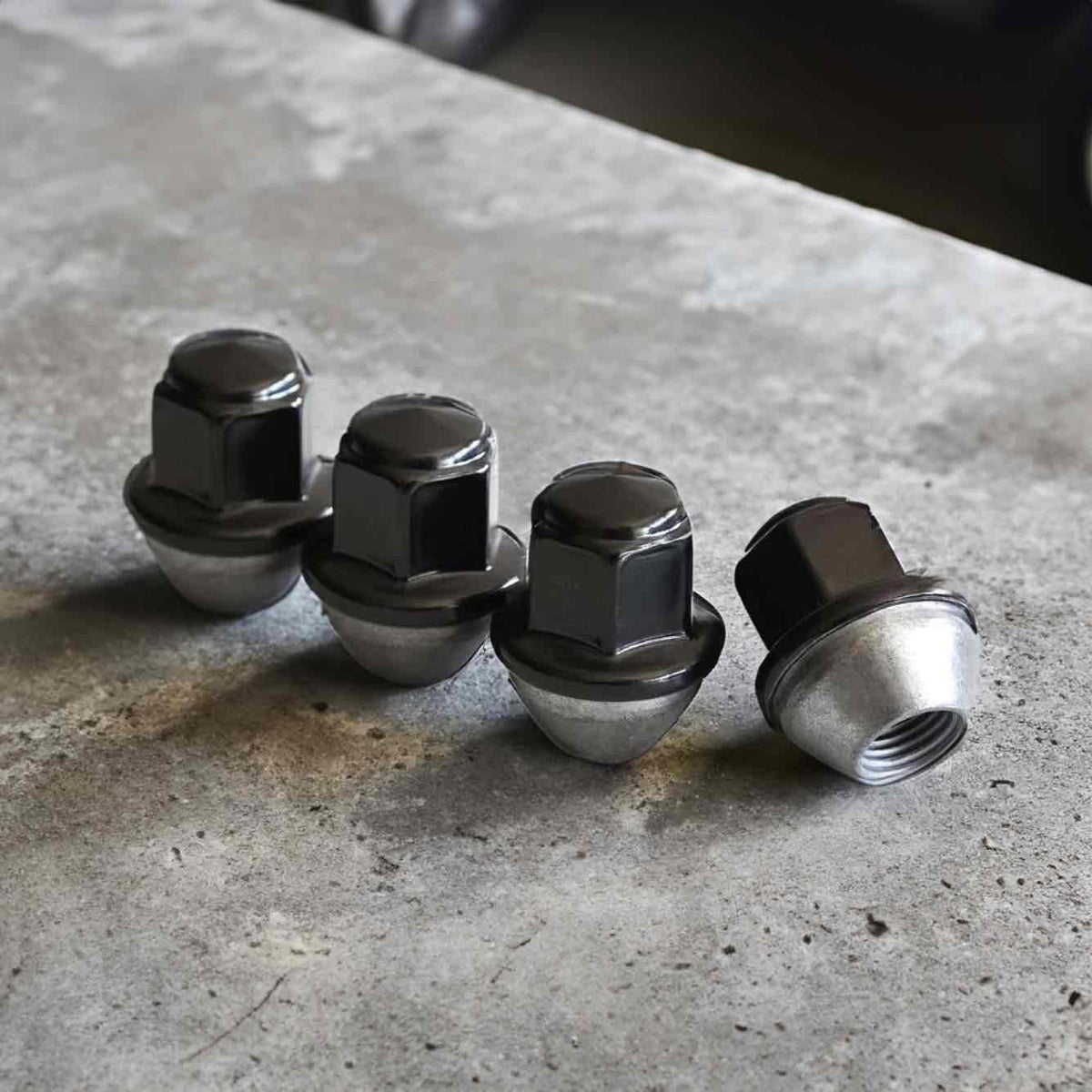 Ford Wheel Lug Nuts M14x1.5 | Maverick, Mustang, Edge, Explorer | Black Stainless Steel Lug Nuts